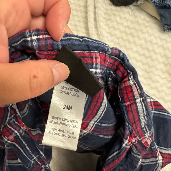 #20 Top - Picture 3 of 4